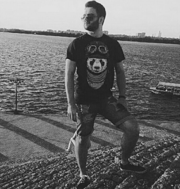   ,   Ivan, 37 ,   