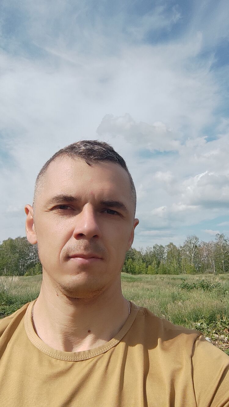  35711459  , 37 ,    