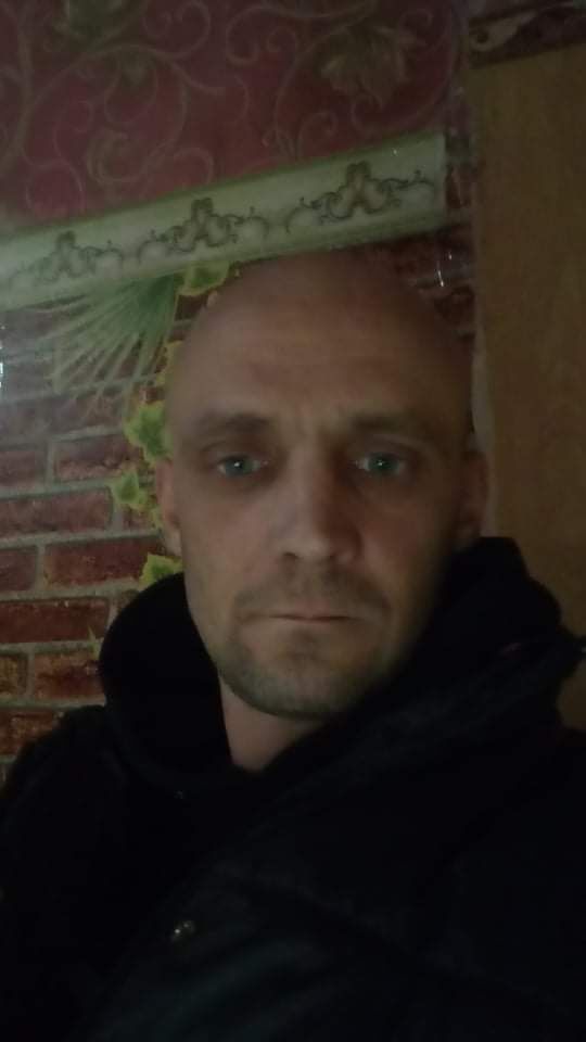  24751329  , 40 ,    