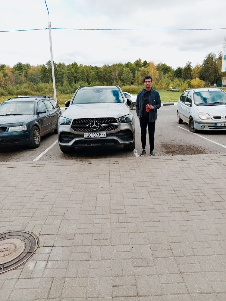  49942589  , 23 ,    