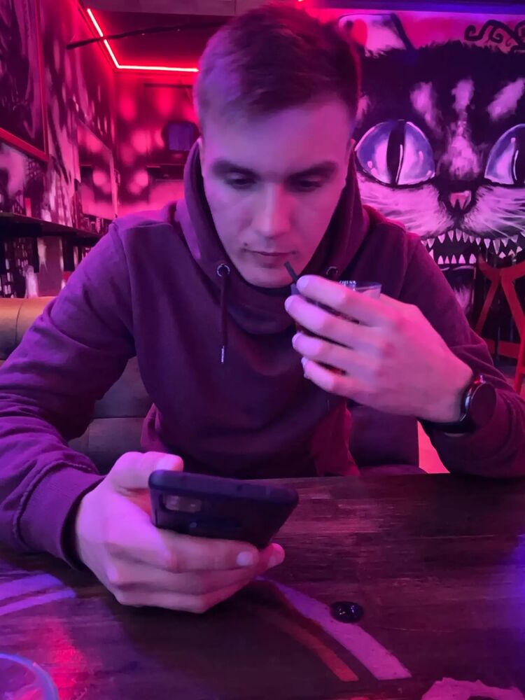  31868989  , 24 ,    --