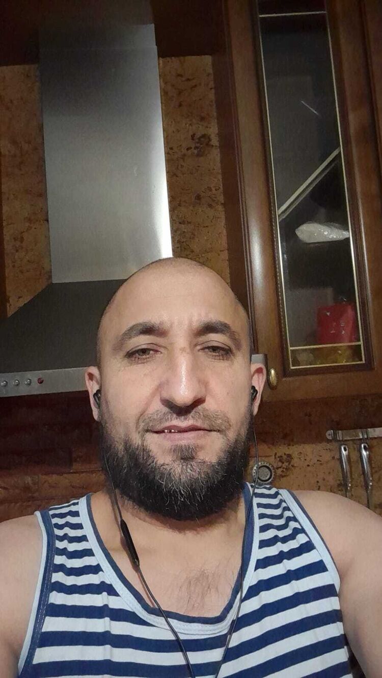  48272679  , 38 ,    