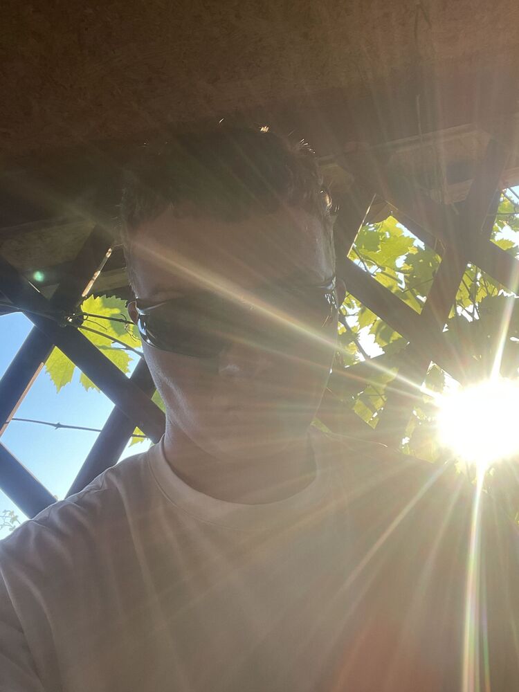  46472369  , 21 ,    