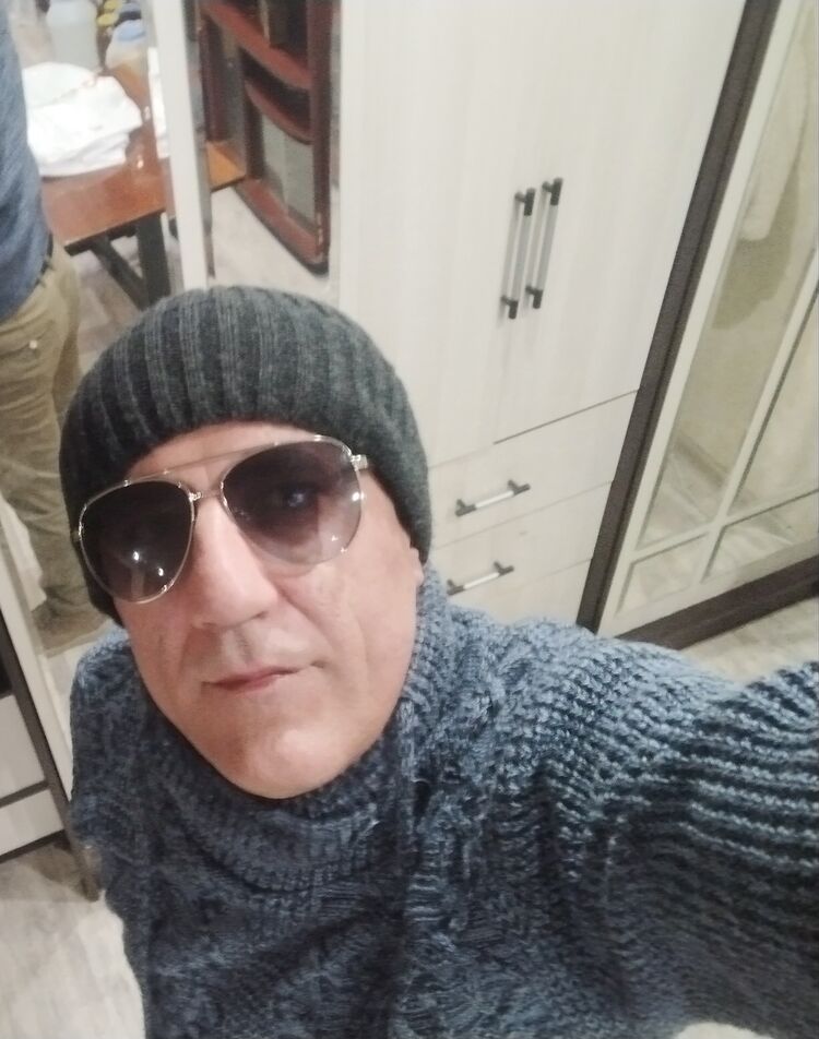  ,   Tolga, 48 ,   ,   