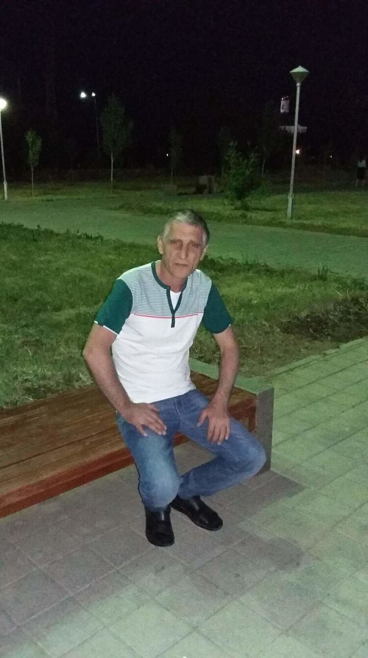 45536709  Ivan, 51 ,    