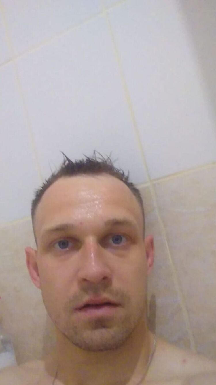  48692459  , 34 ,    