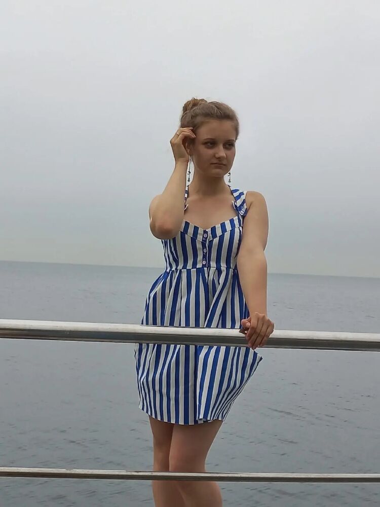  ,   Dasha, 21 ,   ,   
