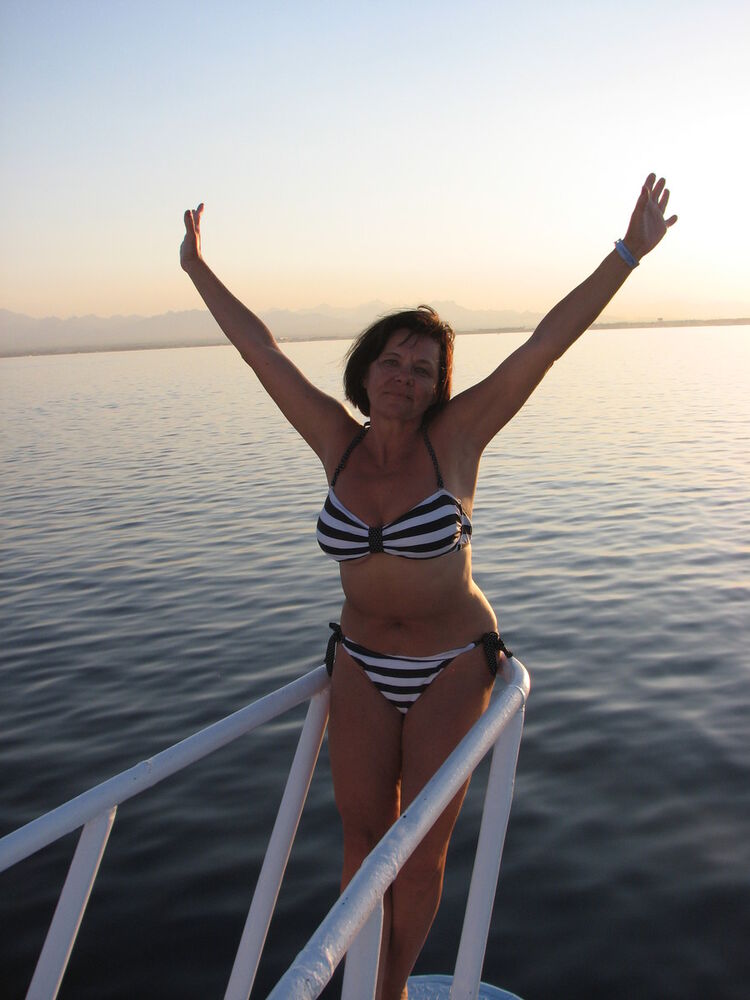  ,   Nadin, 65 ,   ,   , c 