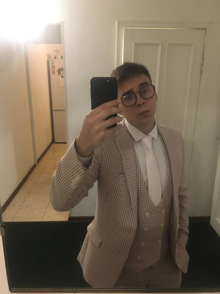  38761149  , 31 ,    -