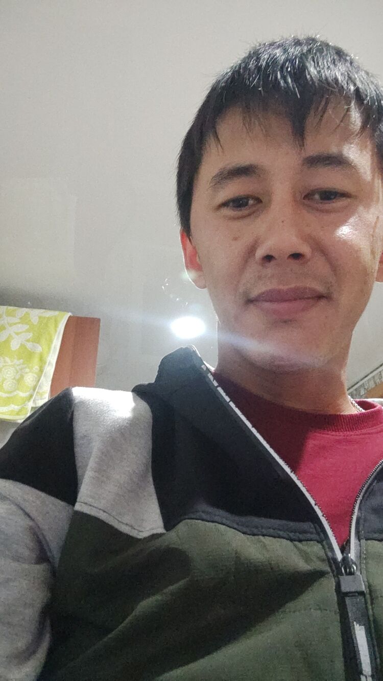  32693549  , 35 ,    
