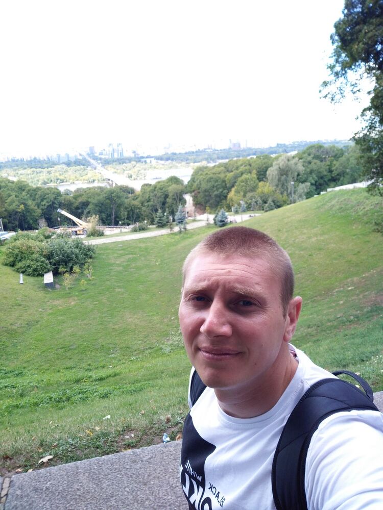  ,   Vladimir, 34 ,   ,   , c , 