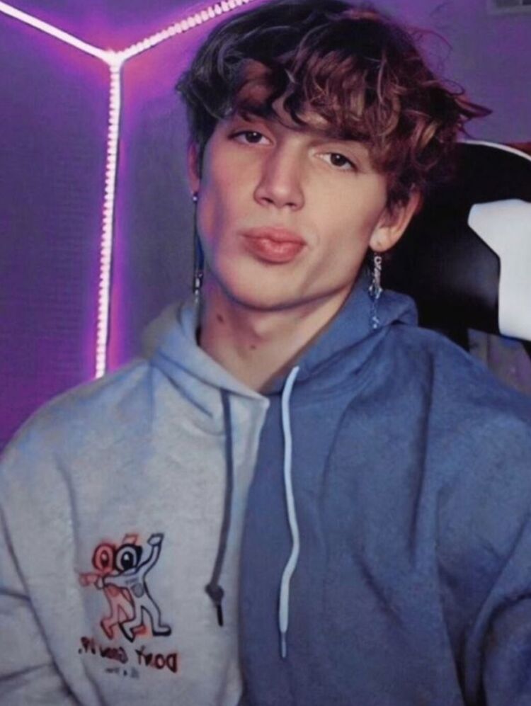 ���� 24876029 ����� ������, 22 ����, ���� ���������� � �����������