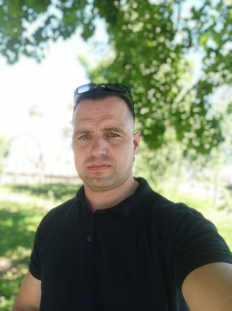  ,   Dima, 44 ,   ,   , c , 