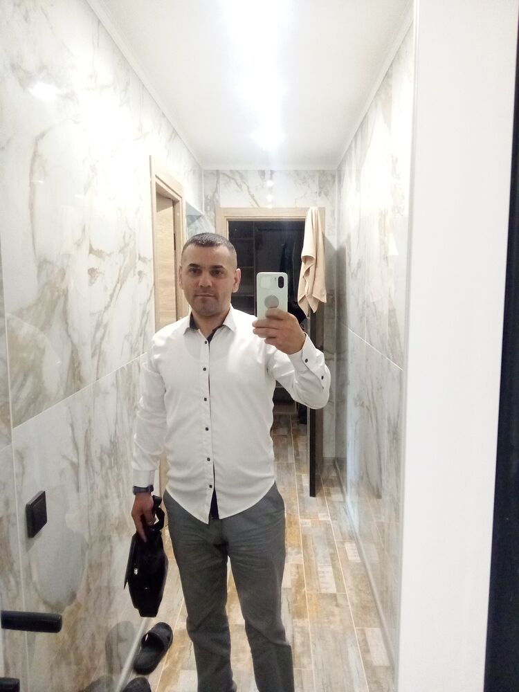  53571399  Roma, 41 ,    