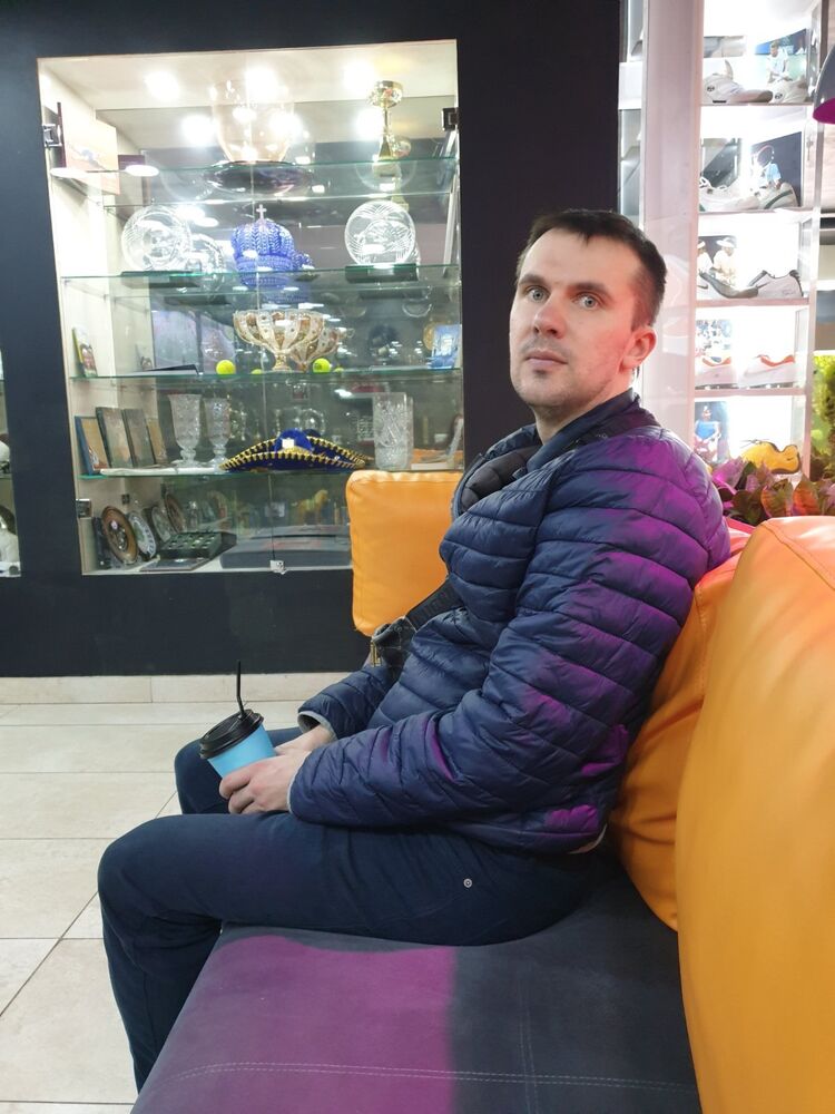  33127539  , 39 ,    