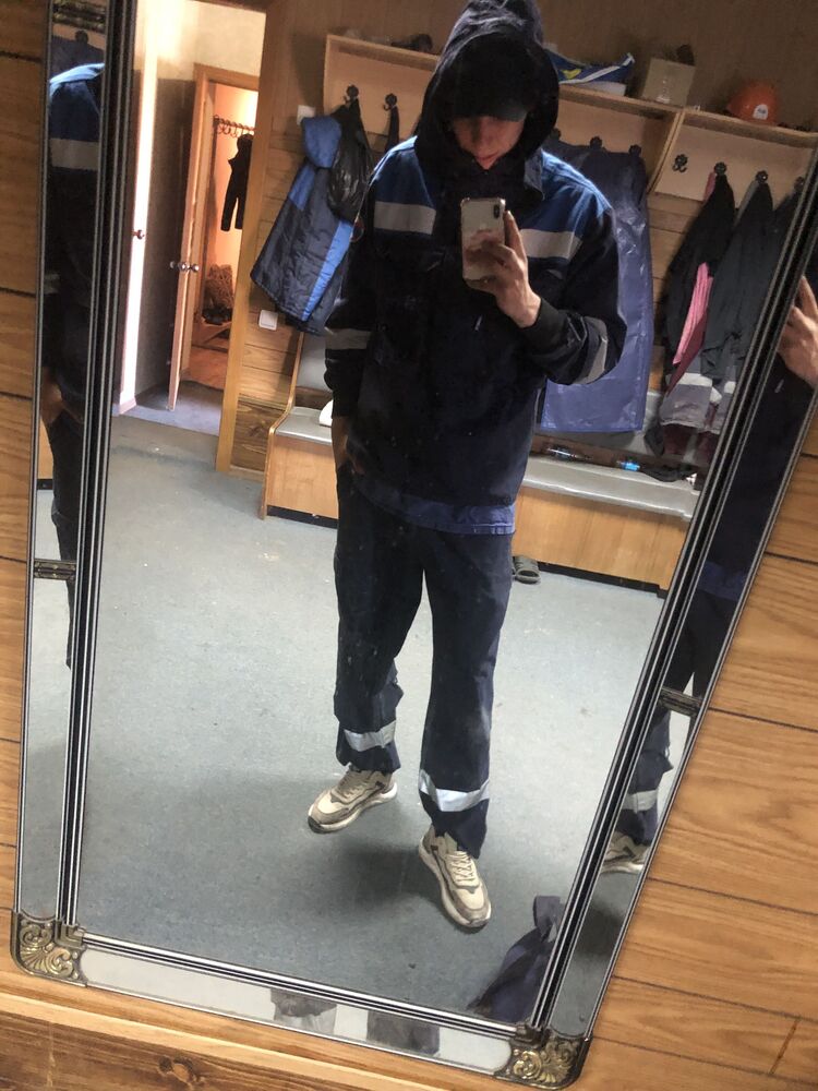  47028609  , 20 ,    