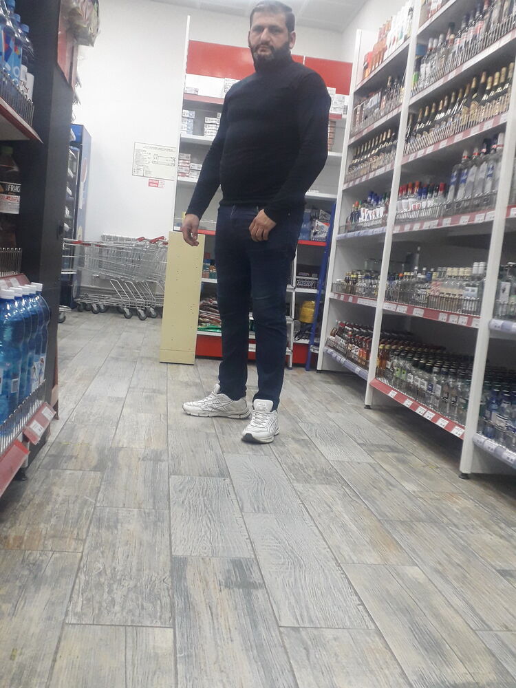  33186929  , 42 ,    