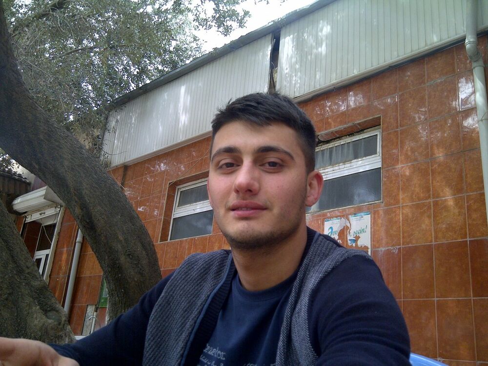  ,   Emil, 36 ,   ,   , c 