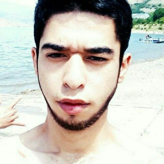  21559889  Akbar, 28 ,    