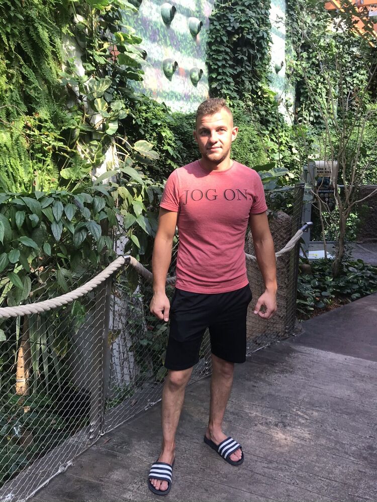  26288269  Yaroslav, 28 ,    -