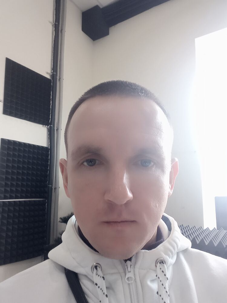  22774829  , 39 ,    