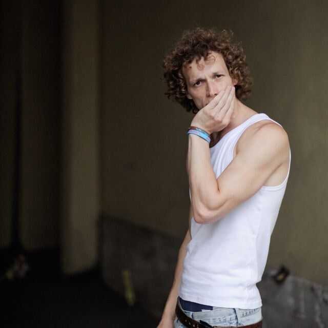  Charenton-le-Pont,   Pavel, 34 ,   ,   