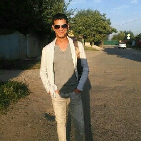  10656879  , 40 ,    --