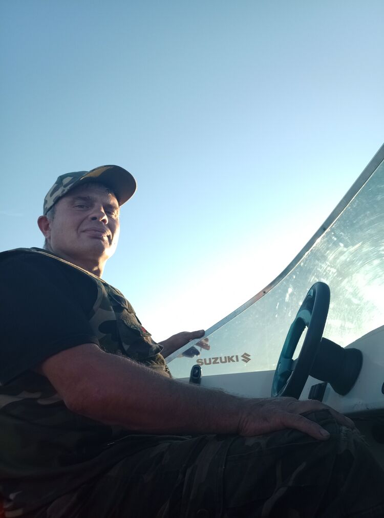  52279329  , 48 ,    