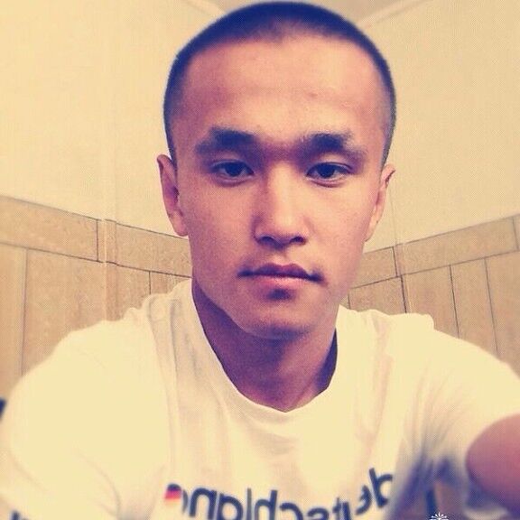  ,   Azamat, 32 ,   ,   , c 