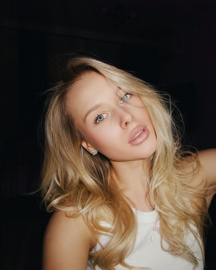  Aalden,   , 28 ,   ,   , c , 