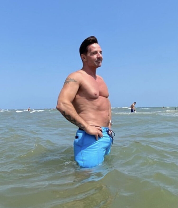  33795759  , 30 ,    -