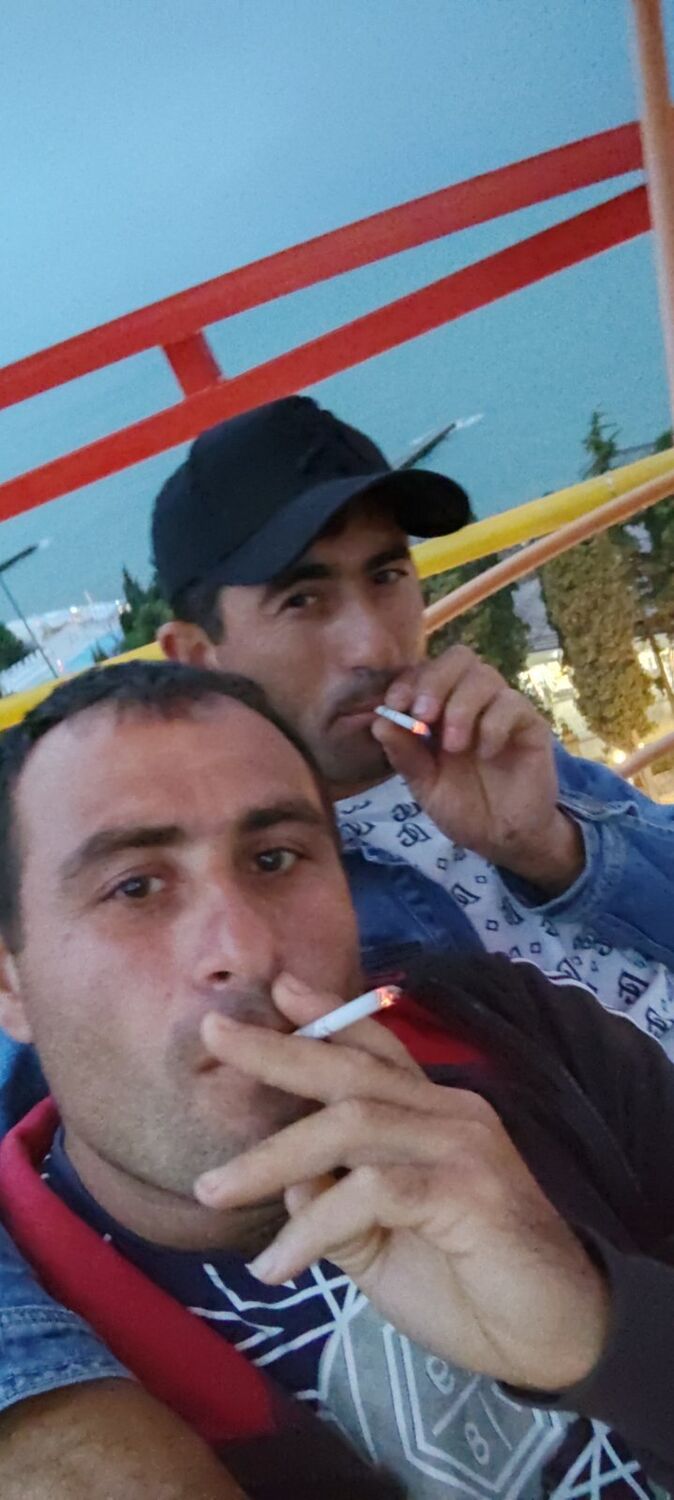  28061799  Armen, 33 ,    