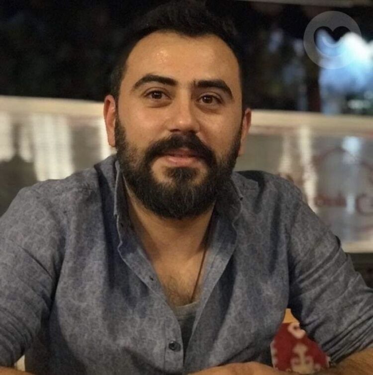  34981669  Ahmet, 36 ,    