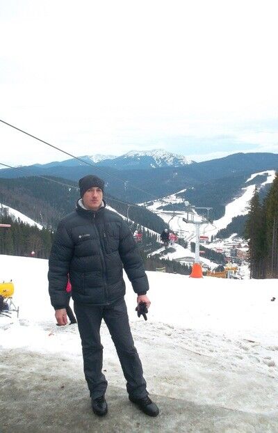  ,   Igor, 43 ,   