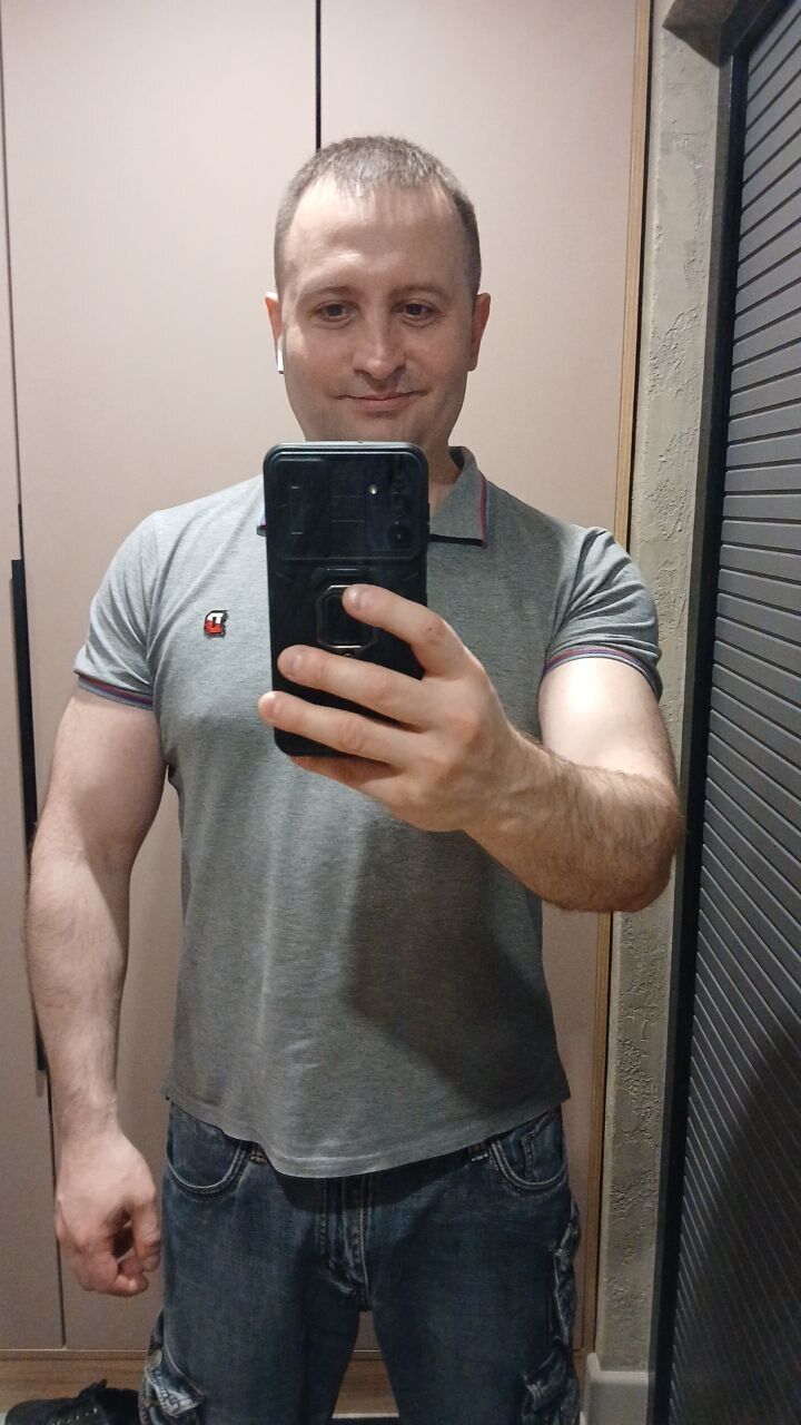  52945749  , 35 ,    