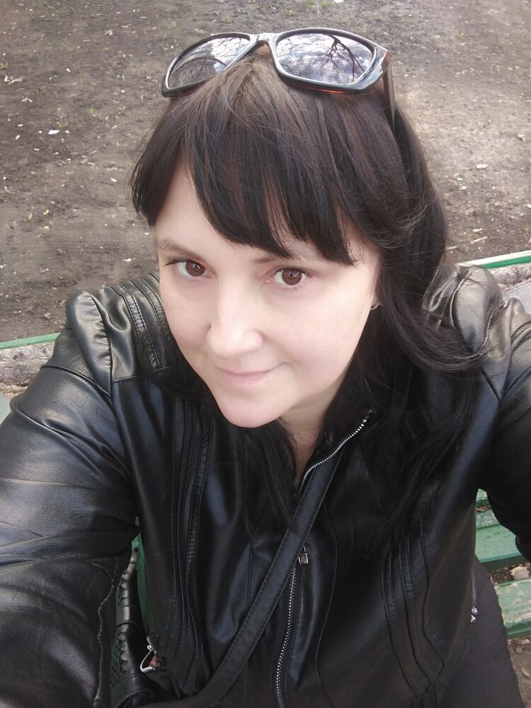  26073349  Yulia, 43 ,    