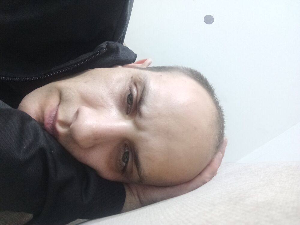  53038039  , 33 ,    