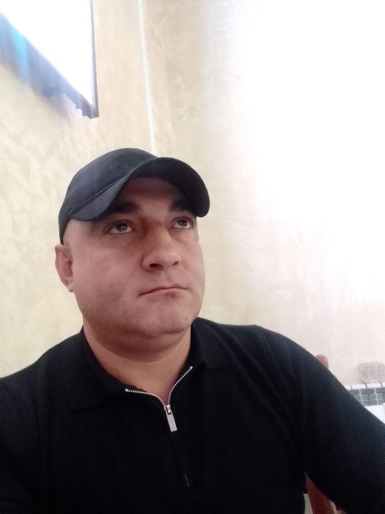  ,   Alik, 40 ,   ,   