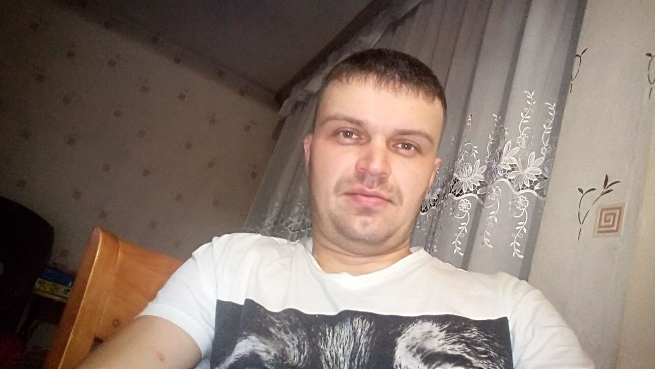  46344579  , 37 ,    