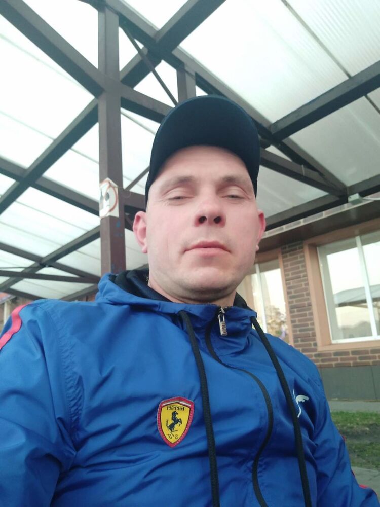 18343439  , 42 ,    