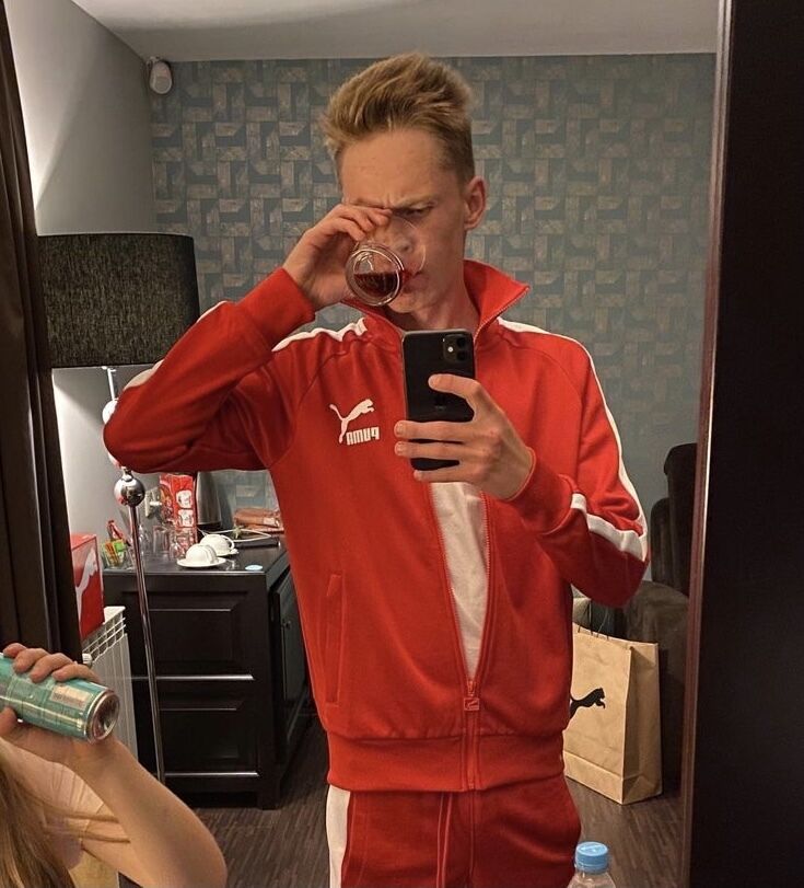  ,   , 22 ,   , 