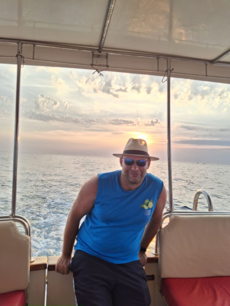 46491989  Gregor, 45 ,    Bayreuth