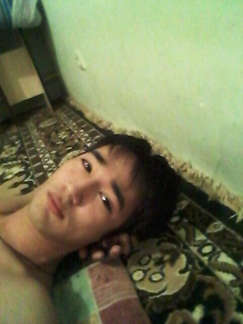 9856719  Amir, 28 ,    