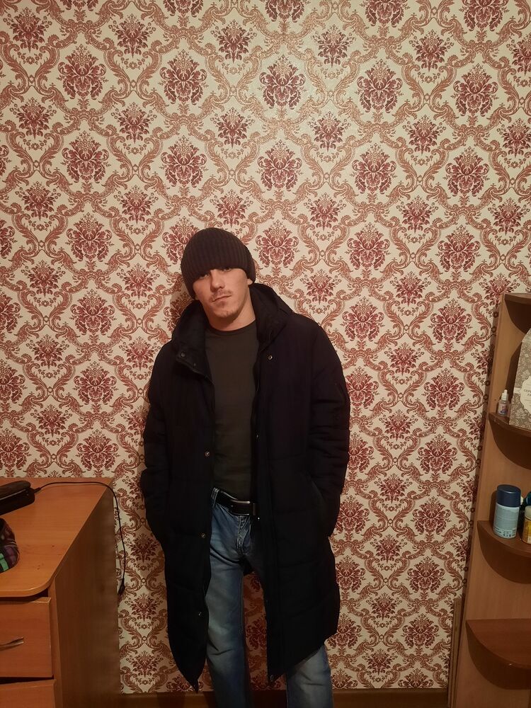  32003639  , 27 ,    
