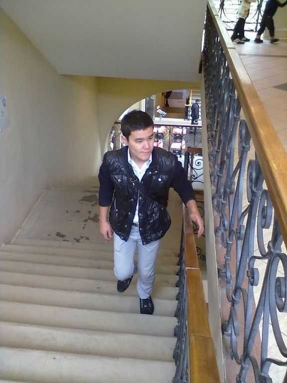  16567139  Xurshidbek, 33 ,    