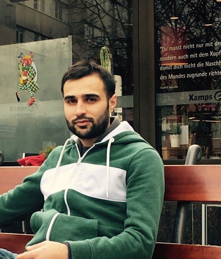  ,   Pervin, 35 ,   ,   