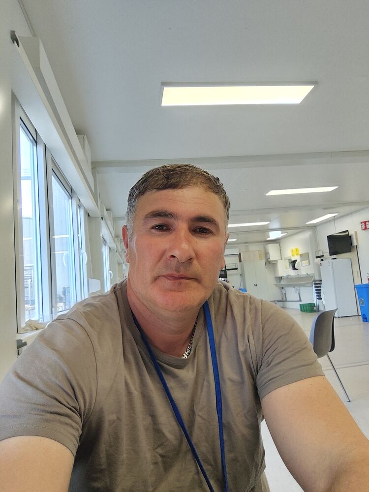  ,   Ruslan, 45 ,   ,   