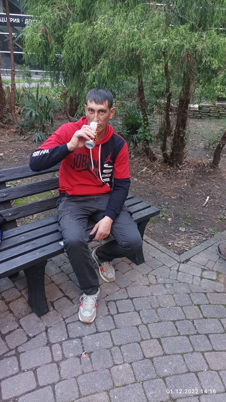  44827409  , 39 ,    