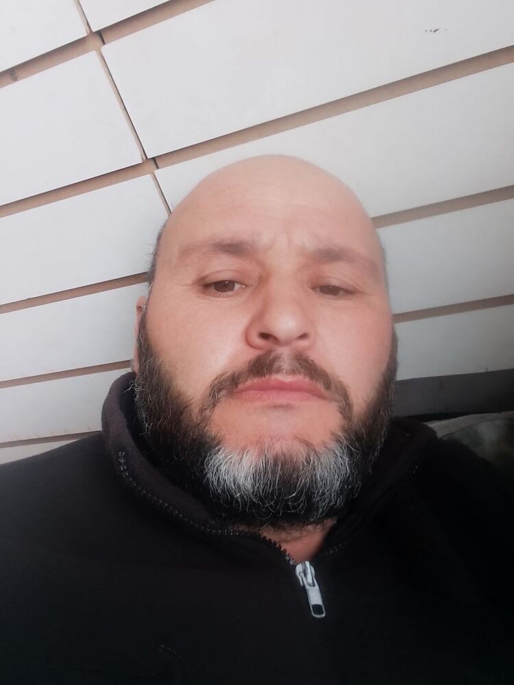  25679379  , 51 ,    