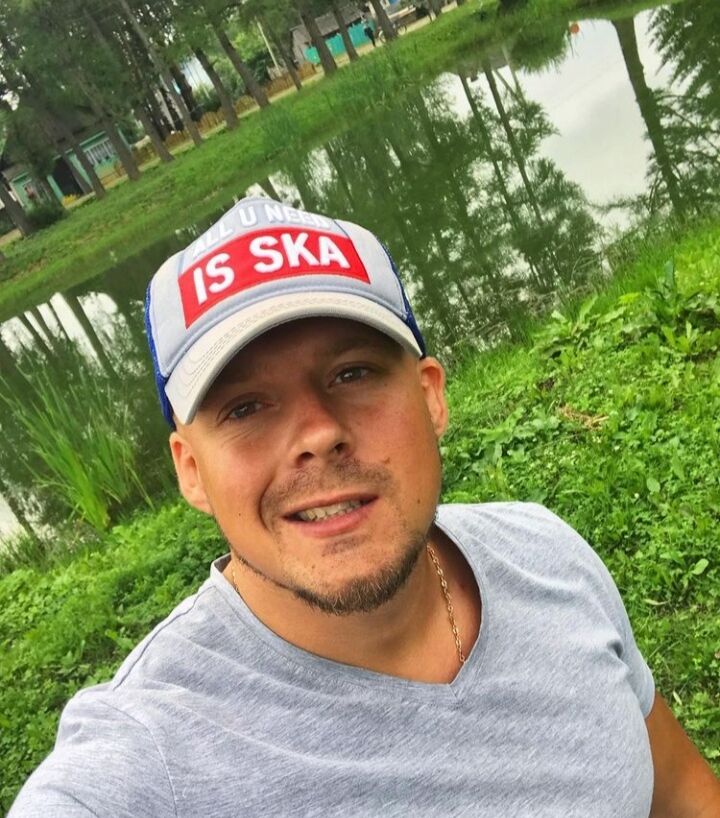 ,   , 44 ,   c 